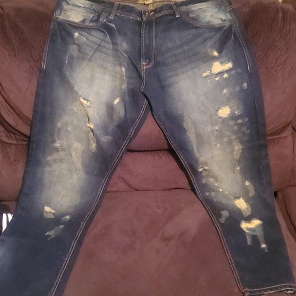 Jeans - Picture 2 of 6